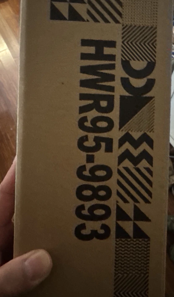 2025 Hot Wheels Elite 64 Scania 770 S - Truck and Car Trailer IN HAND - Image 2 of 2