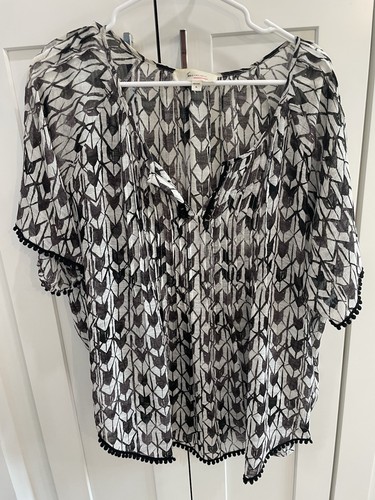 Two By Vince Camuto Black White Tunic Fringe Boho Top Womens XL Short Sleeve