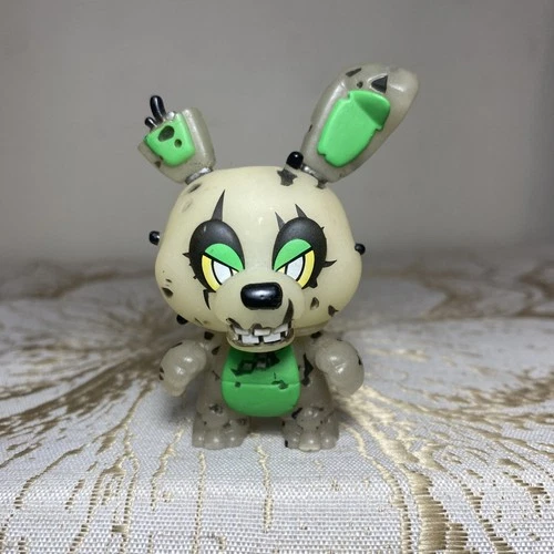 Funko Five Nights At Freddys FNAF Mystery Mini Glow in the Dark 3" Springtrap