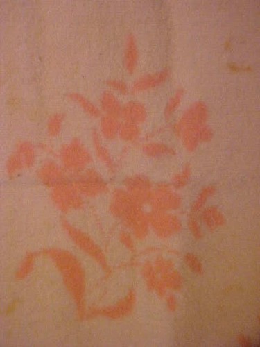 Manta bebé rosa vintage con flores rosas y blancas - Imagen 5 de 6