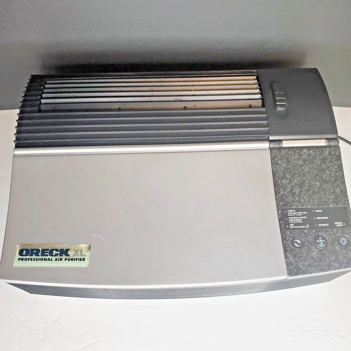 Oreck XL Professional Air Purifier AIRPSQ Signature Series Black