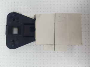 TÜRSCHLOSS/TÜRSCHALTER/DOOR LOCK  für Samsung Waschmaschine WF3784YPVXEG