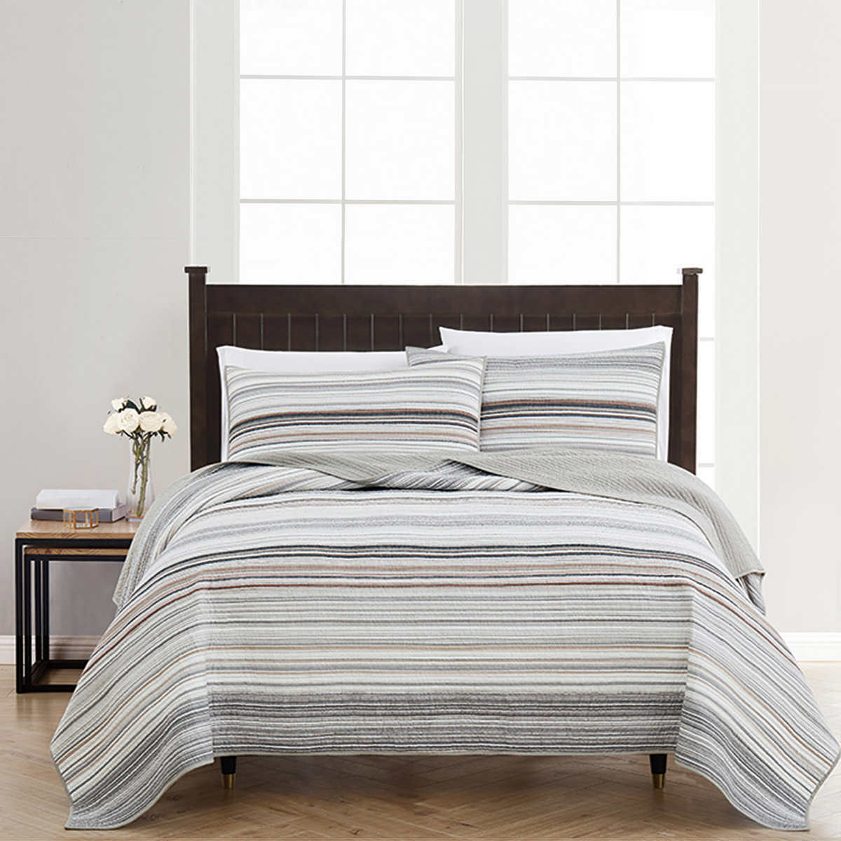 Retro Chic Bedspread