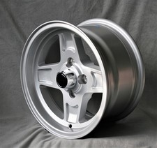 13 Zoll Felgen Campagnolo 7x13" 4x100 ET5 57,1 Silber BMW 1502-2002 tii 3 E21