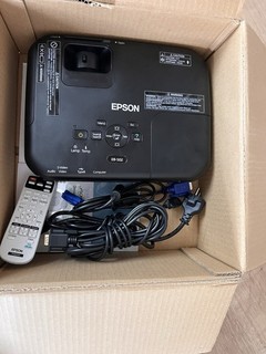 Epson EB S02 Proyector Multimedia H433B EMBALAJE ORIGINAL y Accesorios
