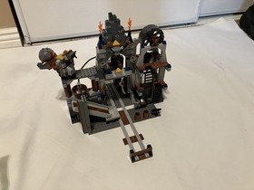 LEGO 7036 Castle Dwarves Mine. 99% complete. READ DESCRIPTION!