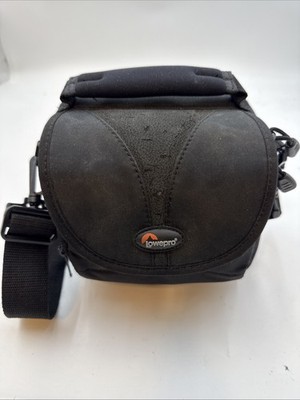 Lowepro Rezo 110 AW Camera Bag w/ Strap - Black WEAR ON TOP BAG