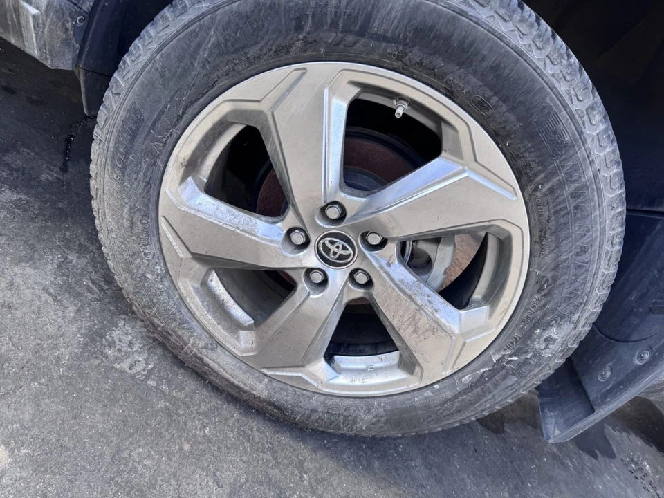 Cinturón de seguridad delantero construido en Japón retractor de pasajeros compatible con 19-23 RAV4 625145 Foto 2 de 4