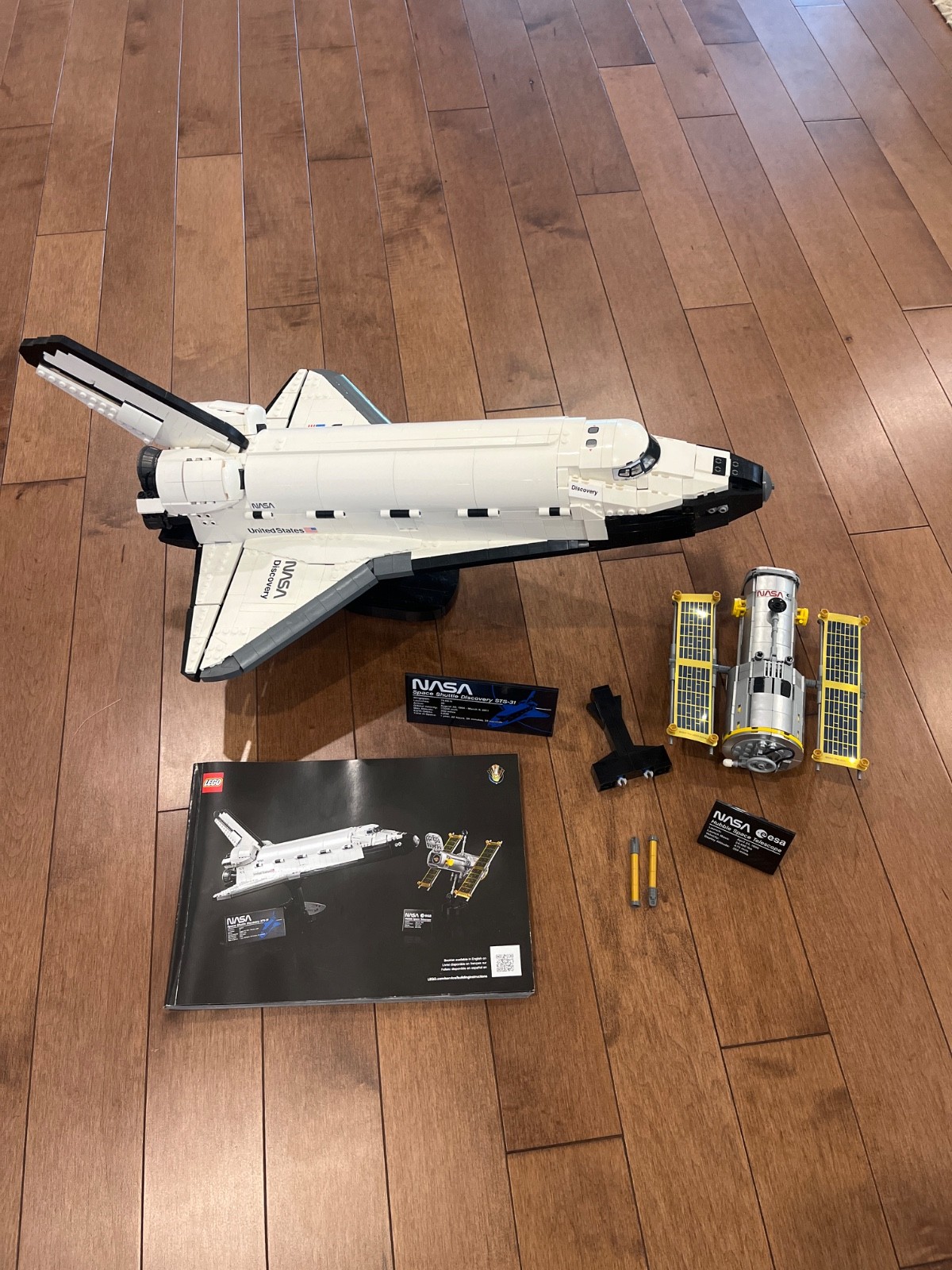 LEGO Icon NASA Space Shuttle Discovery 10283