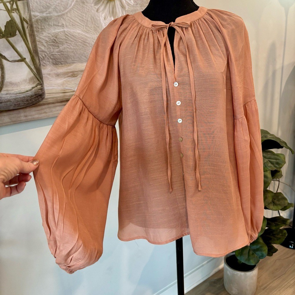 Anthropologie Blu Pepper Peach Blouse NWT | M | Button Front & Billowy Sleeves