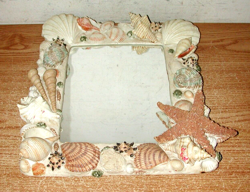 VINTAGE 11.5" X 13.5" NAUTICAL BEACH OCEAN SEASHELL FRAMED WALL MIRROR - Picture 2 of 9