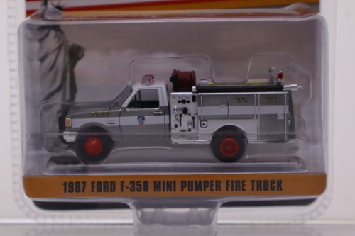 RAW CHASE, Greenlight 1987 Ford F-350 FDNY Fire Pumper Truck, Green Machine - Picture 2 of 3