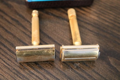 Vintage Gillette Aristocrat Gold Toned Safety Razors (2) w/ Case and Razors - Picture 6 of 7