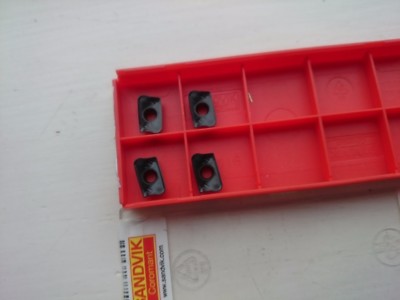 4 Sandvik Hartmetallspitzen R390-11 T3 16M-PM 4240 (R390 11T316 11 T3 16 Coromill 390