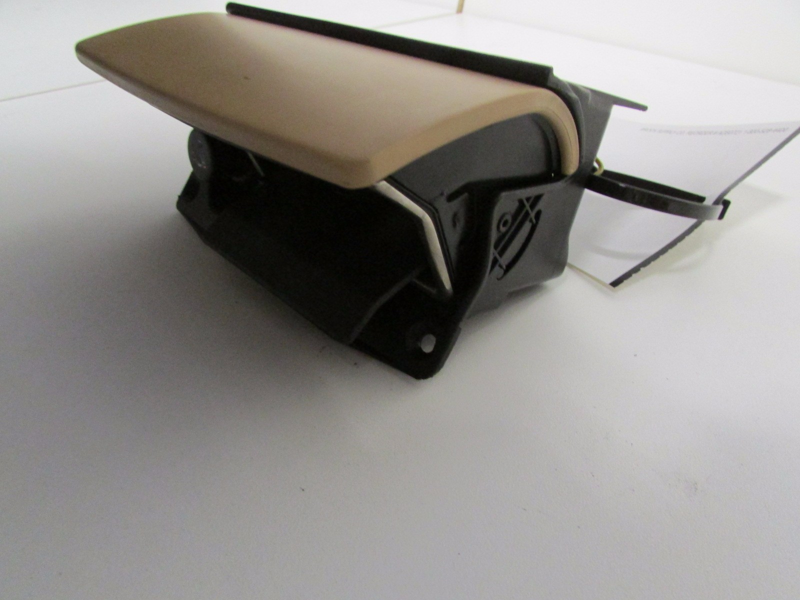 Maserati Quattroporte, Rear Ash Tray, Beige, Used, P/N 981307801
