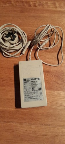 Toshiba Power Supply for Select T1900 Series - PA2417U 18v 1.1a