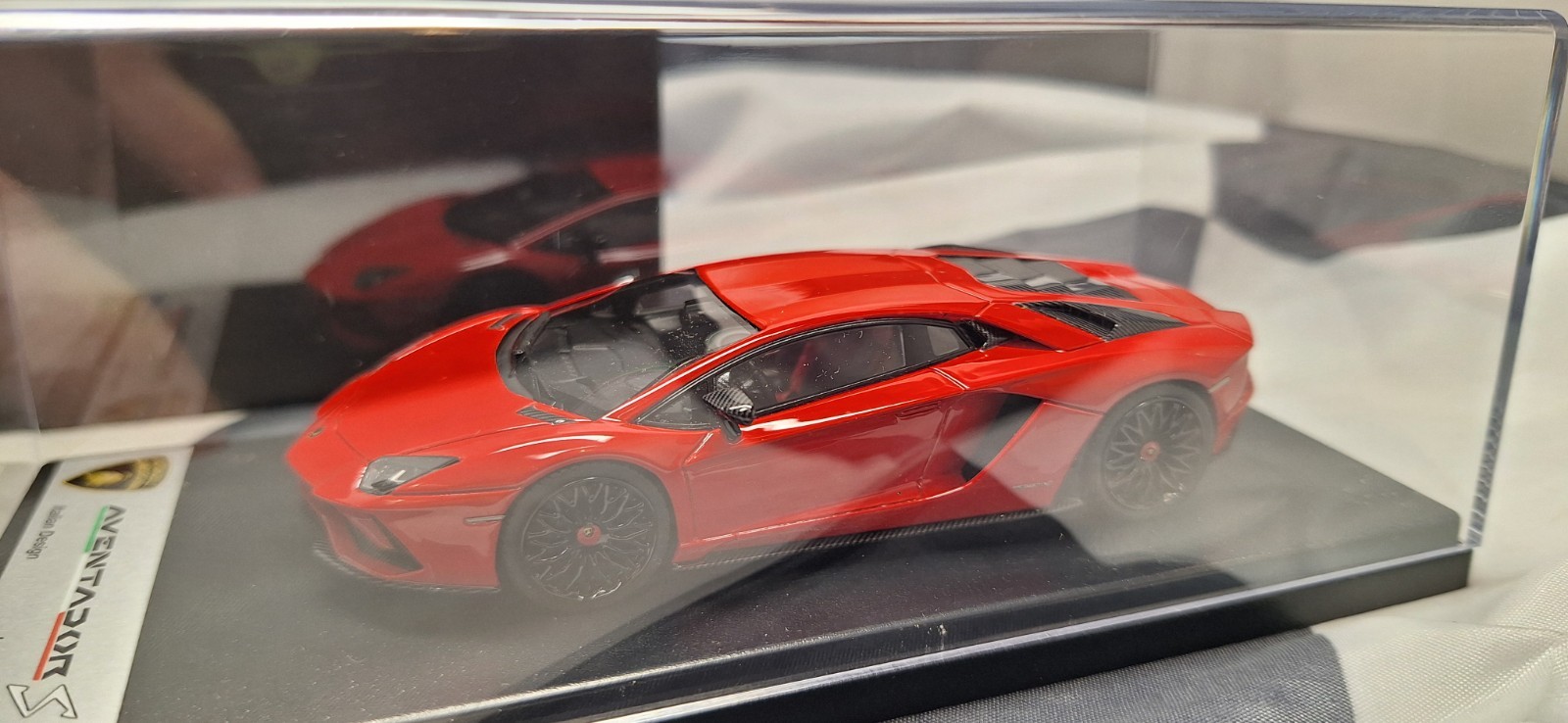 Looksmart Lamborghini Aventador S 2016 1:43 LS468E