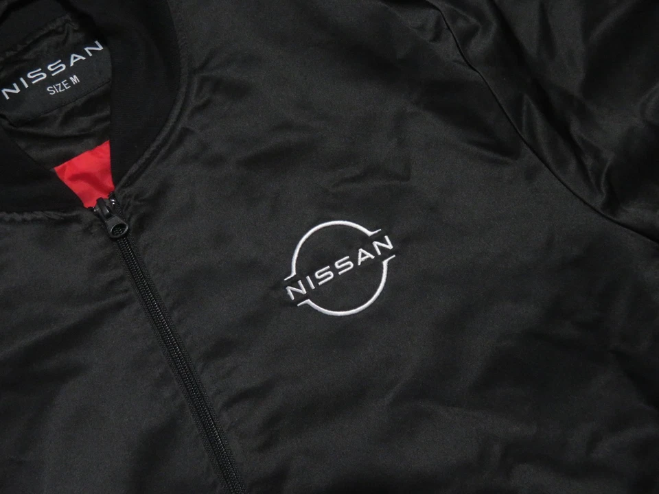 Chaqueta Nissan SMYRNA Para Hombres Forrada Bordada Negra Carcasa Suave Mediana Foto 3 de 4