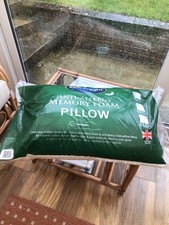 Silentnight Anti-Allergy Memory Foam Pillow.