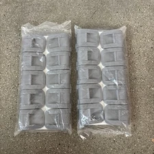 Huggable Hangers Finger Clips For Skirts Pants Slacks 20 Pieces NWT