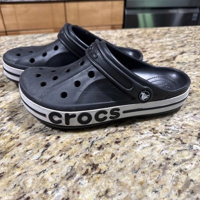 CROCS UNISEX ADULT CROCBAND COMFORT CLOG BLACK WHITE SIZE  6-MENS/8-WOMENS Nice