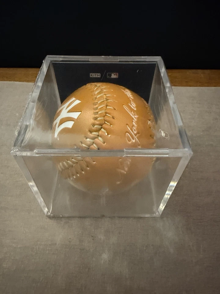 Kith & Rawlings para los Yankees de Nueva York Béisbol Bronceado en Mano Nuevo Sellado Foto 2 de 4