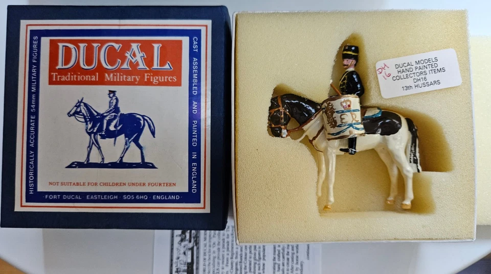 Caballo de tambor DUCAL DH16 13 húsares, sin usar, en caja Foto 3 de 4