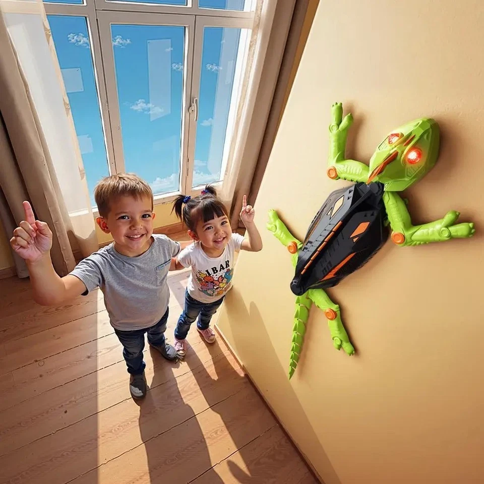 Wall Climbing Lizard Toy - Remote Control Gecko With Glowing Eyes - Image 2 of 4