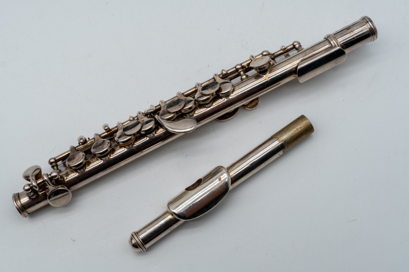 Armstrong Piccolo Model 204