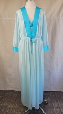 Vintage Two-toned Turquoise Blue Elegant Low Back Gown and Robe NWT Size M/L USA