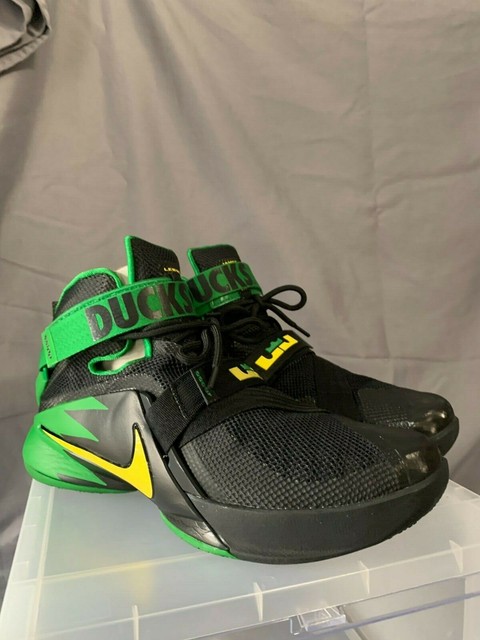 lebron soldier 9 oregon