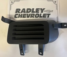 NEW GM OEM 15-18 CHEVY TAHOE FRONT BUMPER- BLANK COVER RIGHT GMC 22936498