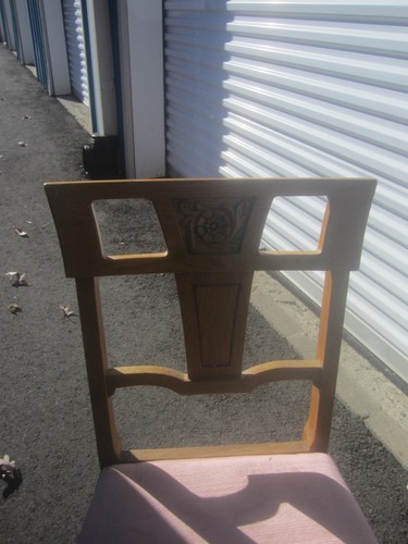 RARE 2 ANTIQUE CHAIRS, UNUSUAL DESIGN, SOLID WOOD W/CARVED DESIGN OF FLOWER - Picture 11 of 12