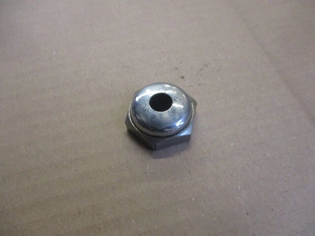 Ecrou supérieur de fourche pour Honda 125 XLS - Photo 1/1