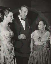 Forbidden Desires: Patricia Neal, Gary Cooper & Helena Rubinstein – Vtg 1950 GSP
