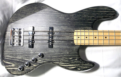 Michael Kelly Element 4 Electric Bass Guitar Yellow Burst Finish Active   Used