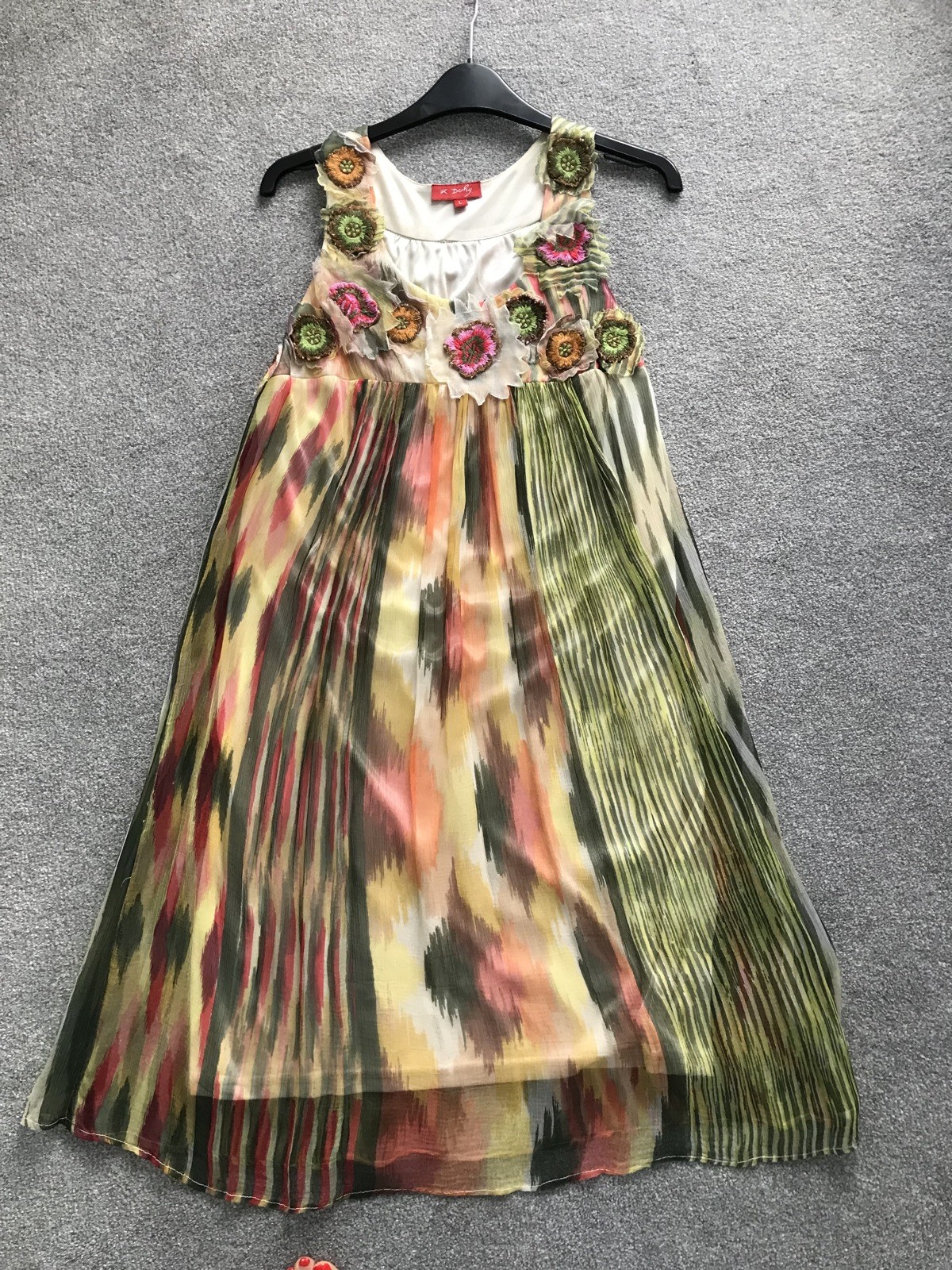 Boutique Flower Patterned Floaty Summer Dress One… - image 1