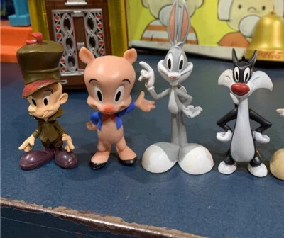 ルーニーチューン　ミニカー　コレクション　プラモデル　ヴィンテージ Looney Tunes Mini Figures Set Model Vintage Toy 4 PCS/SET | eBay