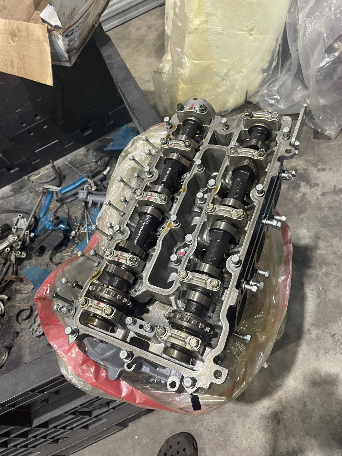 2004 yamaha f225 Starboard Side cylinder head With Cams eBay