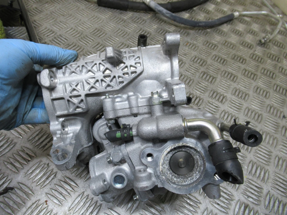 2020 MAZDA CX-30 GT SPORT MHEV DM 2.0 PETROL MK1 EGR VALVE ASSEMBLY REF20907 - Image 3 of 4