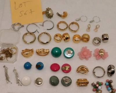 LOT BOUCLE D'OREILLE BIJOUX doré or CLIPS PINCE vintage STRASS argenté CHAINETTE - Photo 1/4