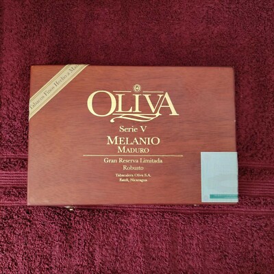 OLIVA Serie V Melanio Maduro Gran Reserva Limitada Robusto Cigar Box Empty #2