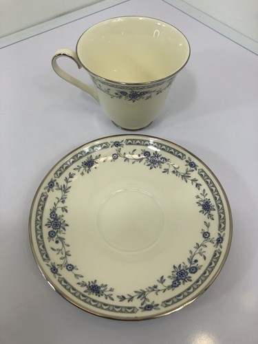 ¡Juego de 8 tazas de café y platillo azul Minton Bellemeade patrón floral!¡! - Imagen 4 de 18
