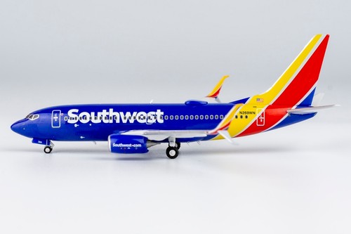 NG Models 1:400 Southwest Airlines 737-700/w N269WN Heart livery (scimitar)