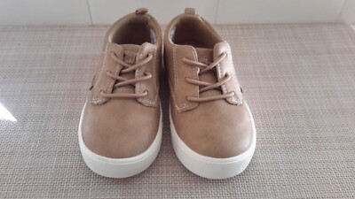 OshKosh B gosh Putney Oxford Toddler Boy Size 8 Slip On Beige Sneakers NWOB