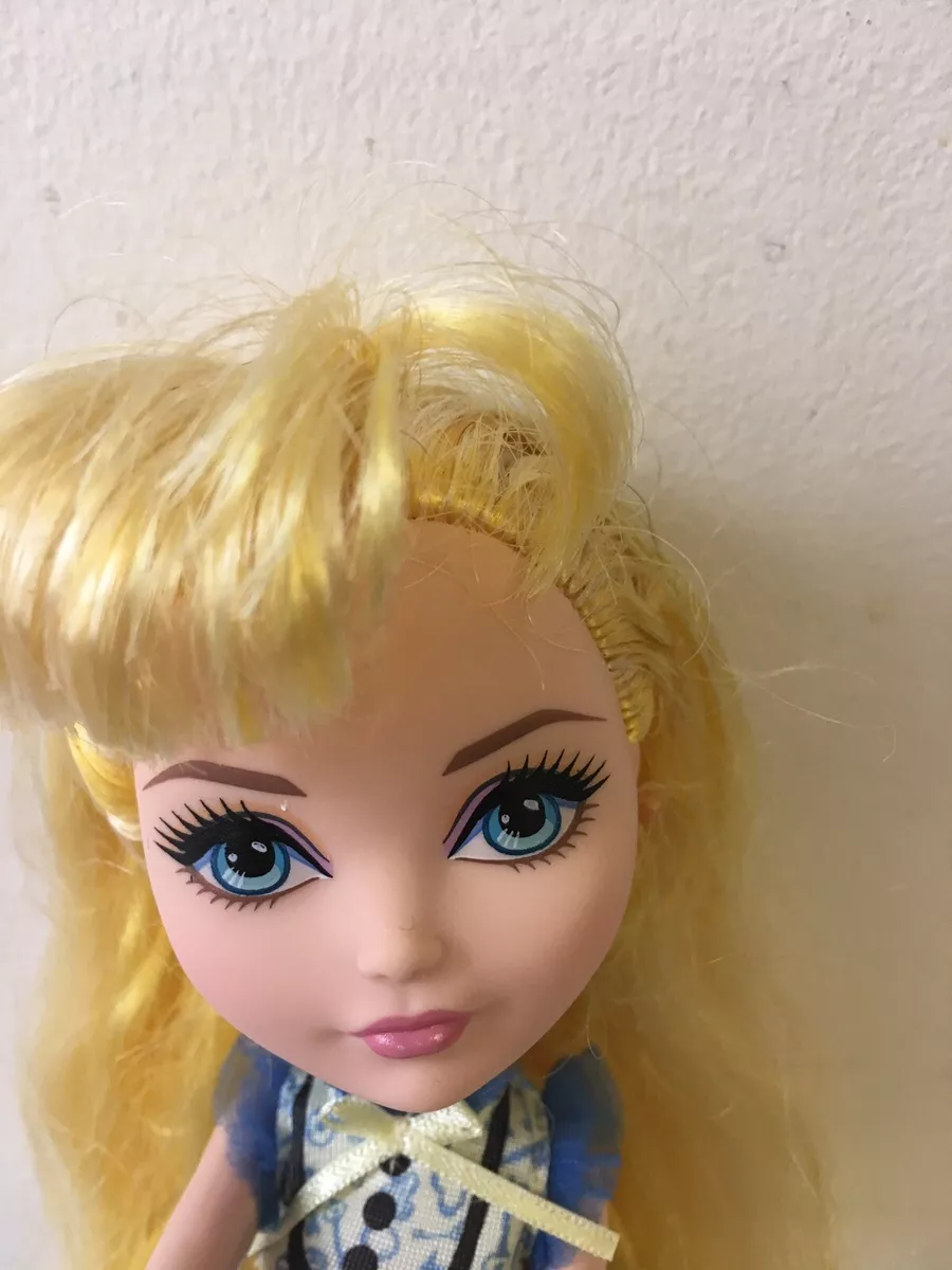 Boneca Ever After High Blondie Lockes