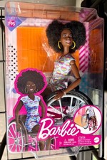 2022 Mattel Barbie African American Fashionista Doll w/ Wheelchair & Ramp #195