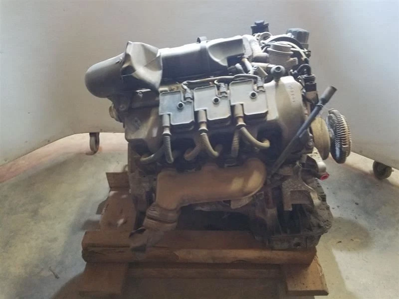 Motor 210 tipo Station Wagon E320 compatible con 98-03 Mercedes Clase E OEM Foto 2 de 4