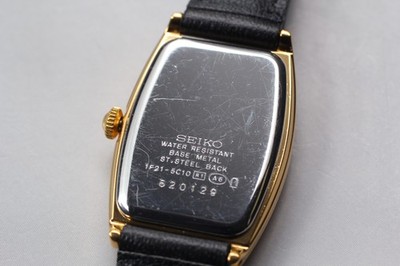 1996 N MINT Seiko Noie 1F21-5C10 SGP Gold Tonneau Quartz