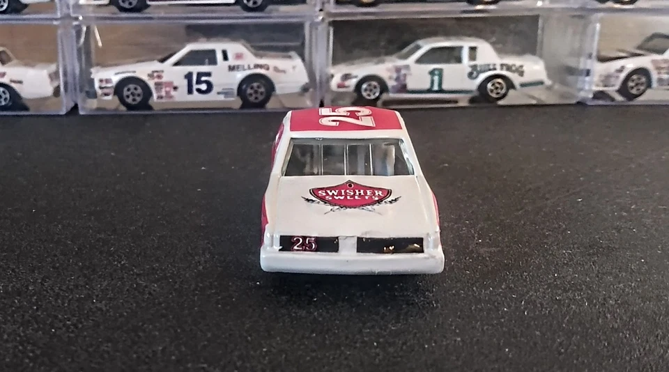 Dulces Oldsmobile vintage Ertl 1/64 nascar #25 Rob Moroso Swisher Foto 4 de 4